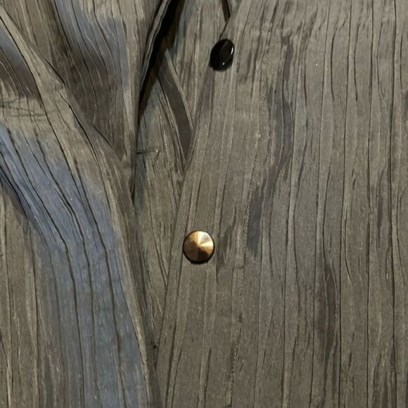 Emmelle XL Black Crinkle Textured Button-Up Blouse With Ruffle Collar - Picture 6 of 6